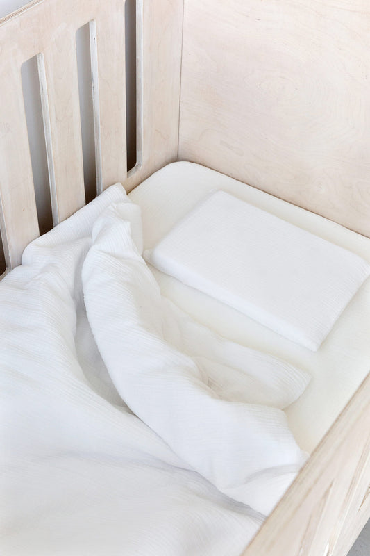 White Muslin Cot Duvet